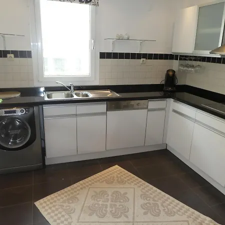 2+1 With Sea View In Elite 4 Apartamento Alanya